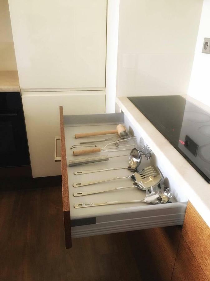 Апартаменты Apartament Vincent Metro 83 M2 Варшава Экстерьер фото